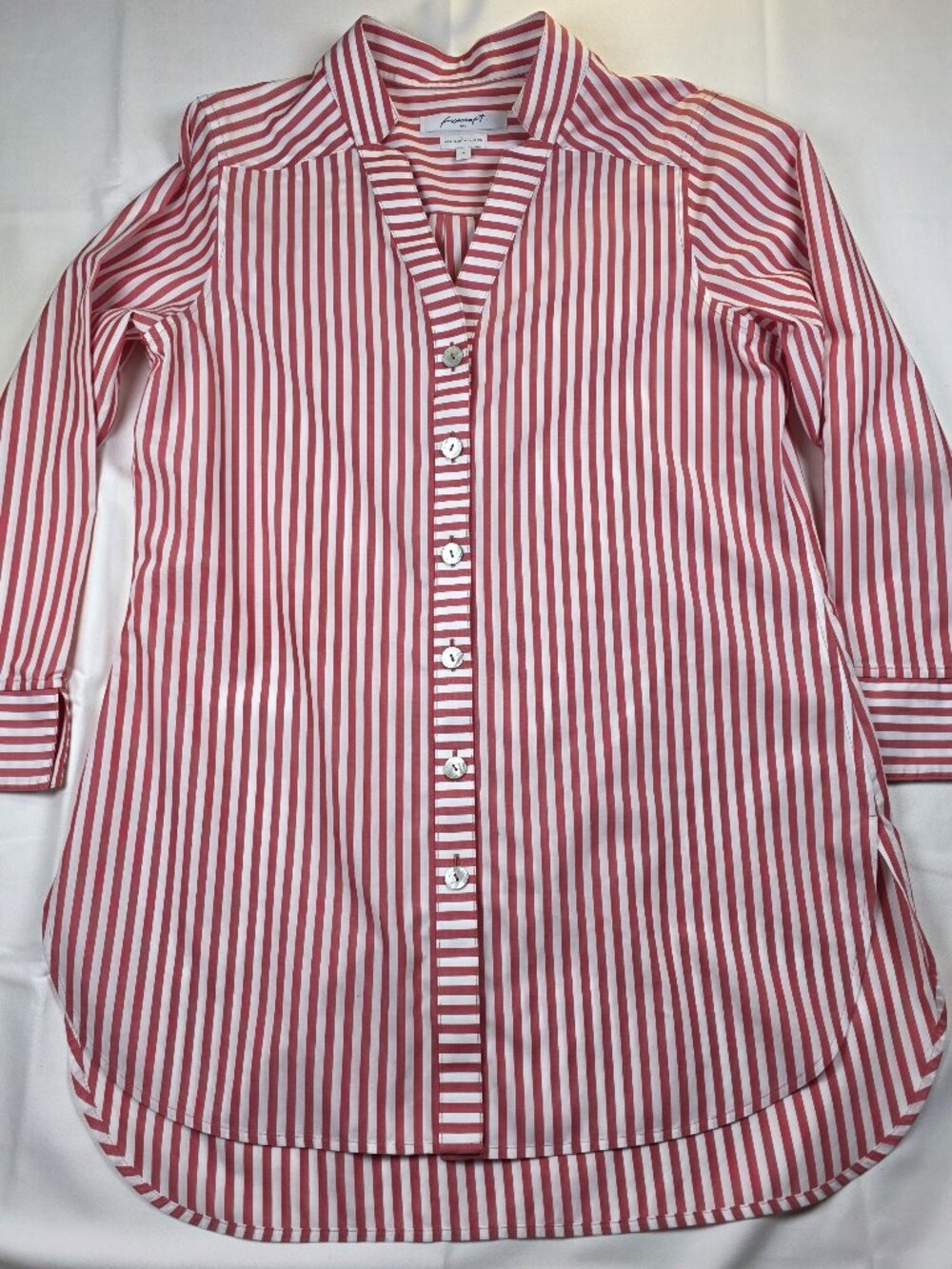 Foxcroft Women's Long Button Up Shirt With Longer Back Tail Size 8